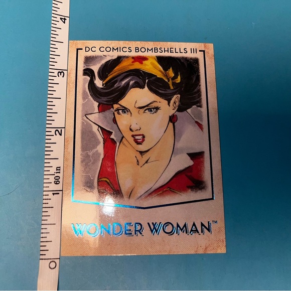 Cryptozoic - DC Comics Bombshells Trading Card III - 10 card lot - Picture 8 of 9